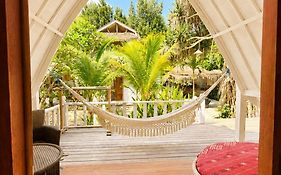 Gili Lumbung Bungalow